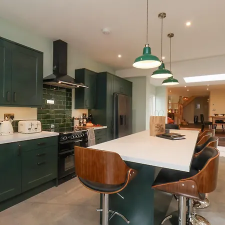 The Old Guard House בית נופש