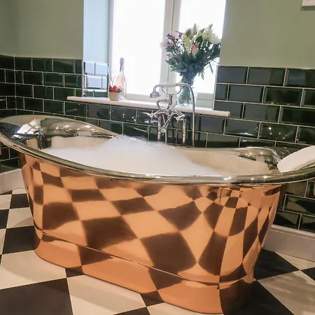 בית נופש The Old Guard House *