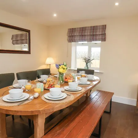 בית נופש The Old Guard House *